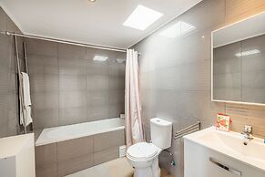 Live Laugh Love Beach Guest Home with AC