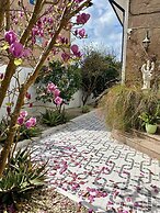 Live Laugh Love Beach Guest Home with AC