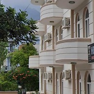 Helene Moonlight Otel