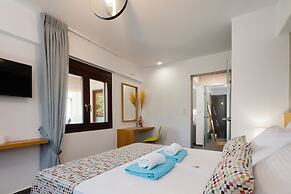 Coconut Palm Paradise