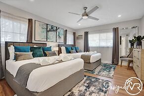 8BR Family Resort with Pool & Playground