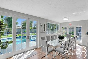 8BR Family Resort with Pool & Playground