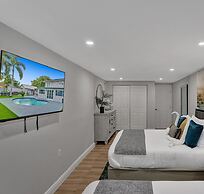 8BR Family Resort with Pool & Playground