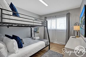 8BR Family Resort with Pool & Playground