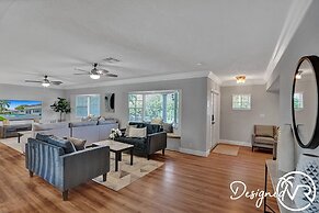 8BR Family Resort with Pool & Playground