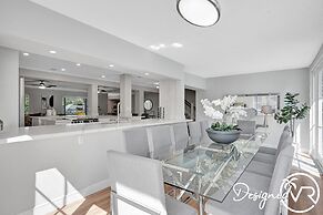 8BR Family Resort with Pool & Playground