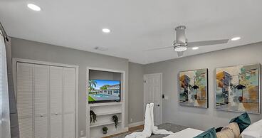 8BR Family Resort with Pool & Playground