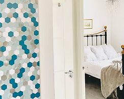 Impeccable 2 Bedroom House in Bicester