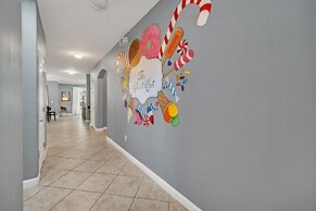 Candy Rooms 6 Bed 5 Bath In Paradise Palms 6 Bedroom Villa by Redawnin