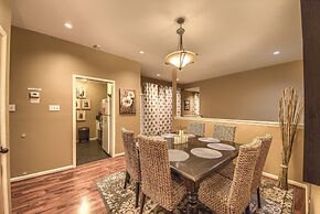 Tubers Delight Cw B203 3 Bedroom Condo by RedAwning