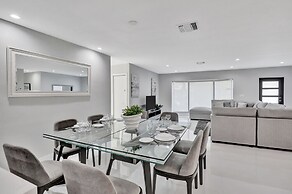 Renovated 5 Br Home with Heated Pool