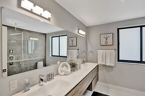 Renovated 5 Br Home with Heated Pool