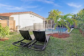 Renovated 5 Br Home with Heated Pool