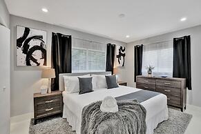 Renovated 5 Br Home with Heated Pool