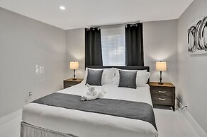 Renovated 5 Br Home with Heated Pool