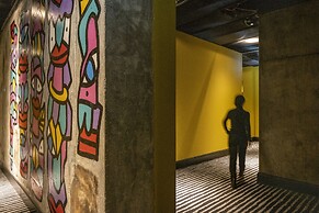Play Midtown