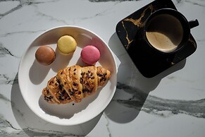 Spark by Hilton Luton