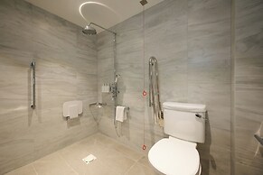 Spark by Hilton Luton