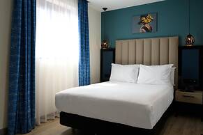 Spark by Hilton Luton