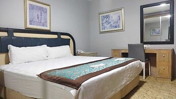 Sever Suites Hotel