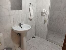 Sever Suites Hotel