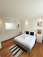 Prime Location- Detached Clifton Home With Parking