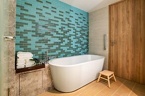 Holiday Inn Resort Samui Bophut Beach by IHG