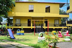 TGI Insignia Resort & Villa's