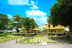 TGI Insignia Resort & Villa's