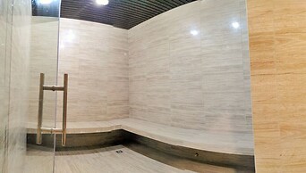 Lovina at Formosa Residence - Nagoya