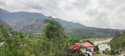 Hotel Pine Track HPT