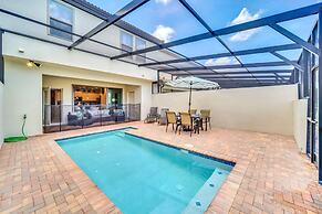 Stunning Lake View! Themed Bedrooms With Comfortable and Sophisticated