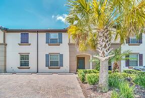 Stunning Lake View! Themed Bedrooms With Comfortable and Sophisticated