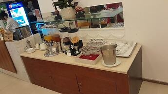 A25 Hotel - 255 Le Thanh Ton