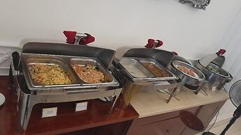 A25 Hotel - 255 Le Thanh Ton