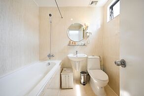 A25 Hotel - 255 Le Thanh Ton