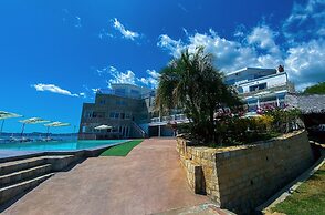 Orangea Beach Resort