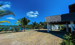 Orangea Beach Resort