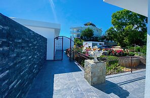 Orangea Beach Resort