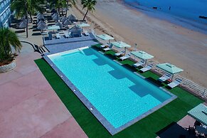 Orangea Beach Resort