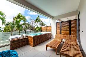 Immaculate 2-bed Apartment in Pereybere Grand Baie