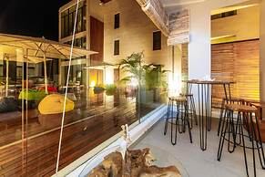 Immaculate 2-bed Apartment in Pereybere Grand Baie