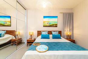 Immaculate 2-bed Apartment in Pereybere Grand Baie