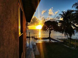 Front sea Mansion With Pool Maceio Paripueira