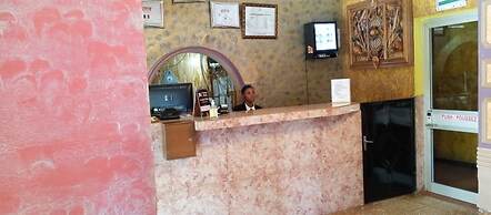 New Town Palace Hotel