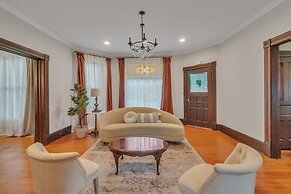 Orting Manor - Charming And Historic! 6 Bedroom Residence by Redawning