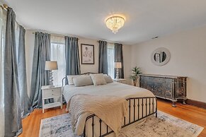 Orting Manor - Charming And Historic! 6 Bedroom Residence by Redawning