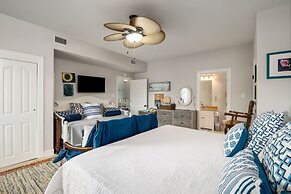 Good Times And Tan Lines 3 Bedroom Home by RedAwning