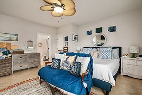 Good Times And Tan Lines 3 Bedroom Home by RedAwning