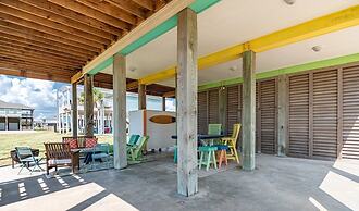 Good Times And Tan Lines 3 Bedroom Home by RedAwning